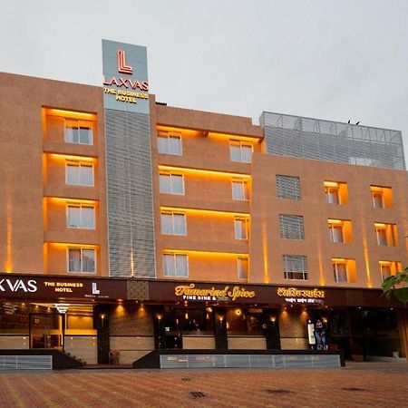 Hotel Laxvas Thane Bagian luar foto
